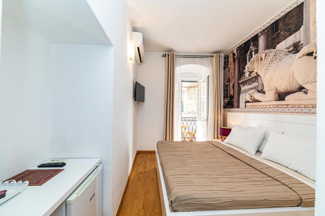 Riva City Rooms Split Extérieur photo