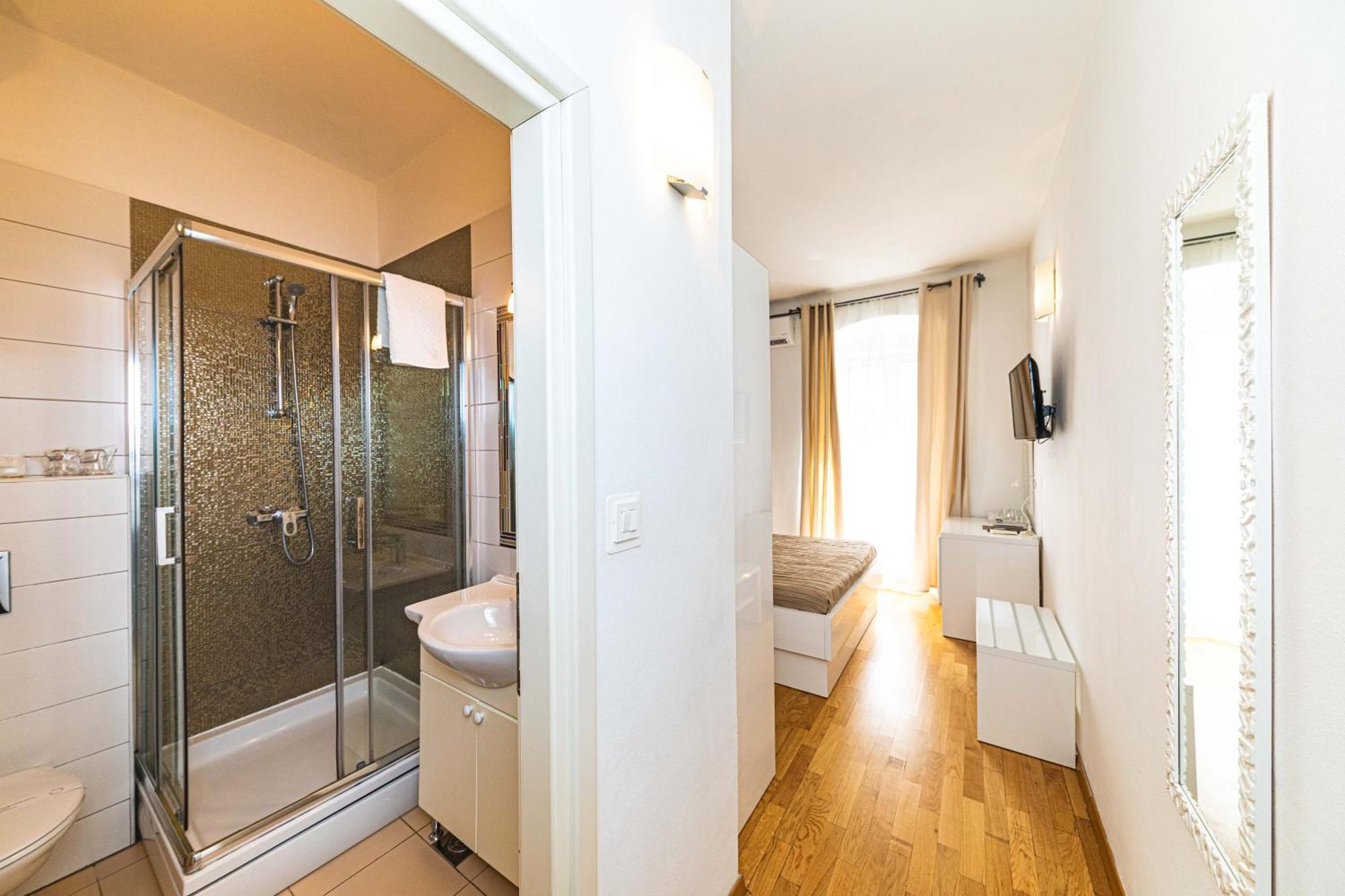 Riva City Rooms Split Chambre photo