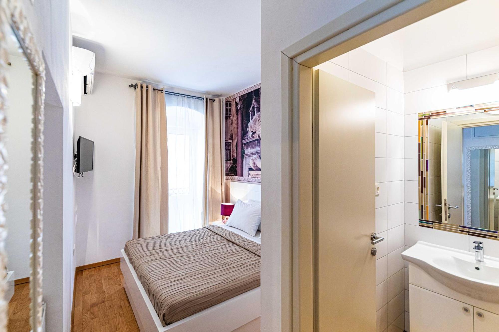 Riva City Rooms Split Chambre photo